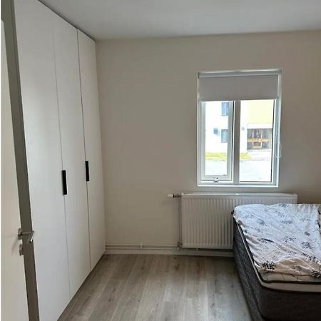 קפלאוויק Apartment Close To The Airport מראה חיצוני תמונה